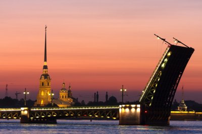Белые ночи и разводные мосты — экскурсия по ночному Петербургу