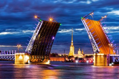 Двухчасовая прогулка на катере: Развод мостов