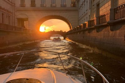 Острова Петербурга. Путешествие на катере повышенной комфортности